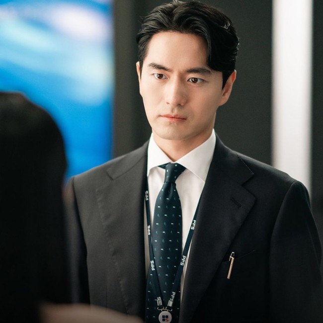 "Nữ hoàng rating" Shin Hye Sun trở lại màn ảnh nhỏ, đóng cặp với tài tử Lee Jin Wook và Kang Hoon - Ảnh 3.