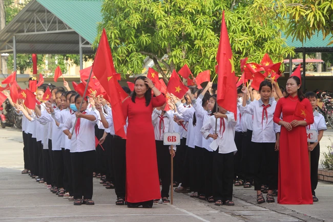 Hơn 25 triệu học sinh, sinh viên bước vào năm học mới: Thầy - trò hân hoan ngày tựu trường - Ảnh 10.